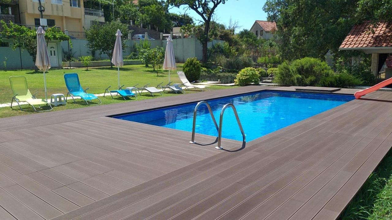 Villa, Pool And Relax For 12 Persons Kuti Bagian luar foto