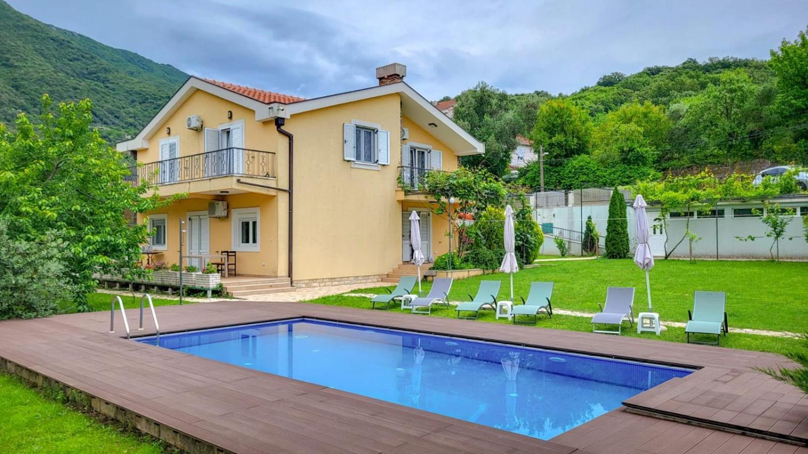 Villa, Pool And Relax For 12 Persons Kuti Bagian luar foto
